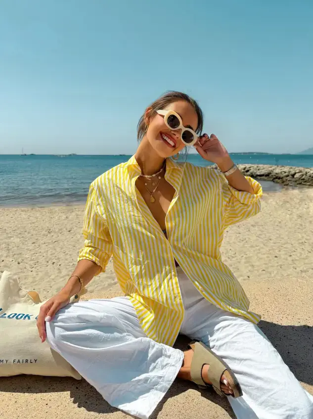 Košulje na pruge: Sniženi modeli koji se lako stilizuju.