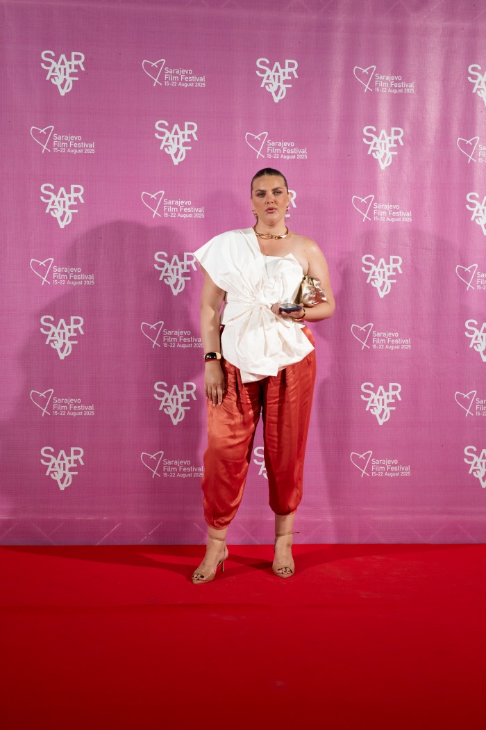 Bonjour_ba_02red_carpet_gala
