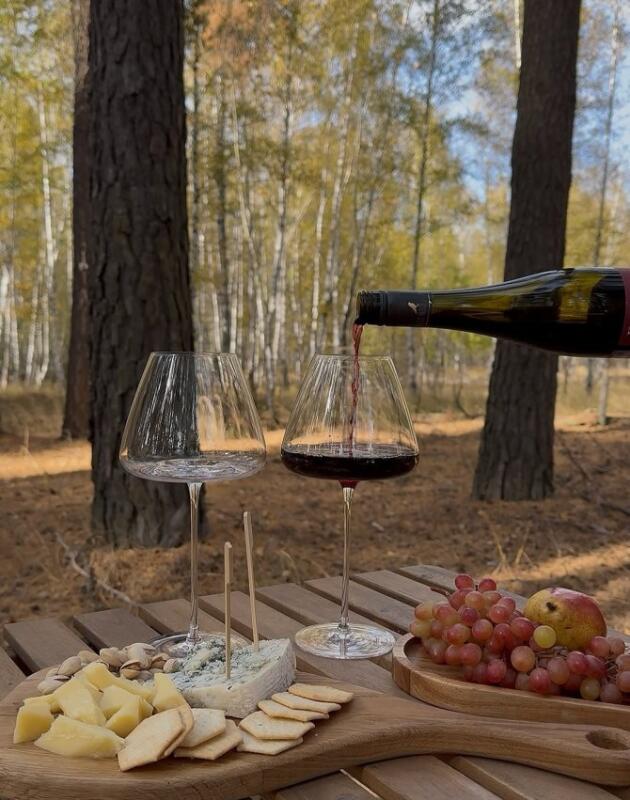 Kako servirati hranu na drvenoj dasci i stvoriti cozy jesenju atmosferu kod kuće?