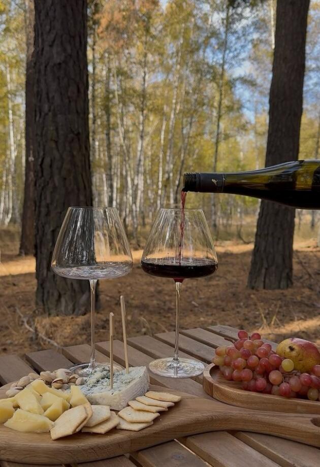 Kako servirati hranu na drvenoj dasci i stvoriti cozy jesenju atmosferu kod kuće?