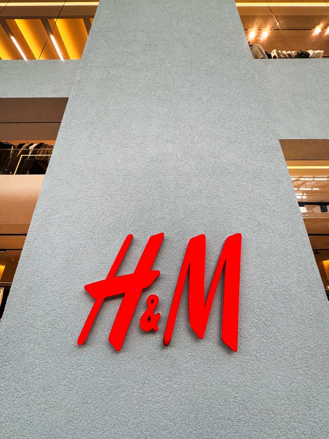 hm_dzemperi21bonjour_ba