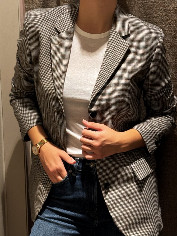 Otišli smo u Massimo Dutti i kreirali outfit koji dokazuje da klasika uvijek ima prednost