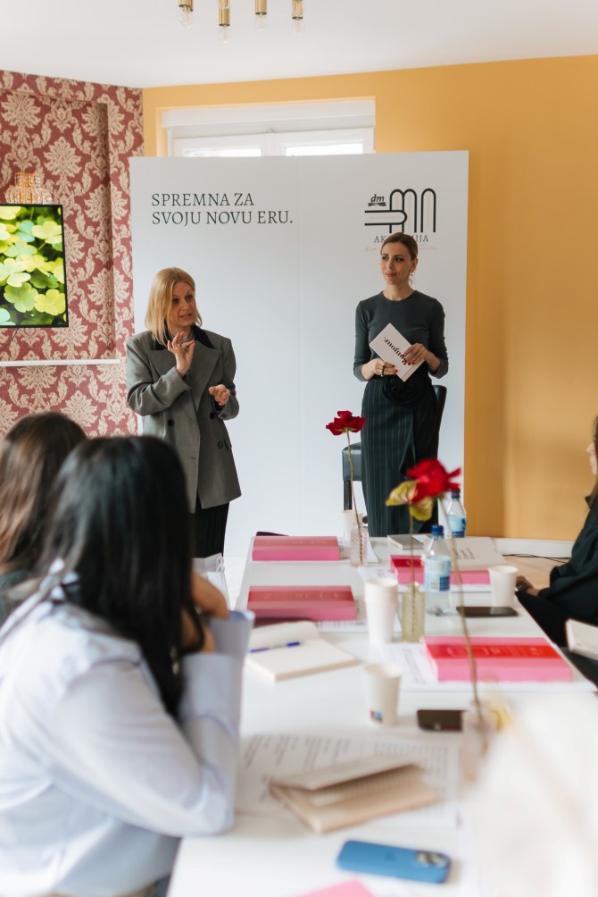 akademija_ajla_ana1bonjour_baa