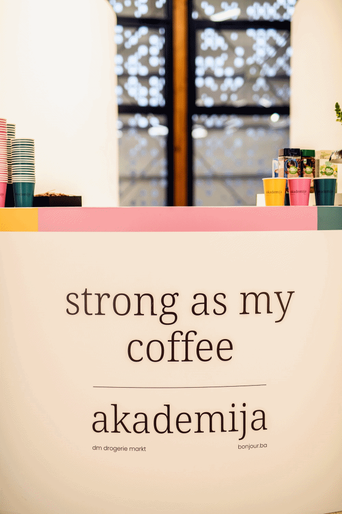 akademija-dm-bonjour-ba-gif-3