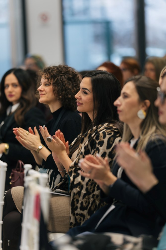 akademija304bonjour_ba