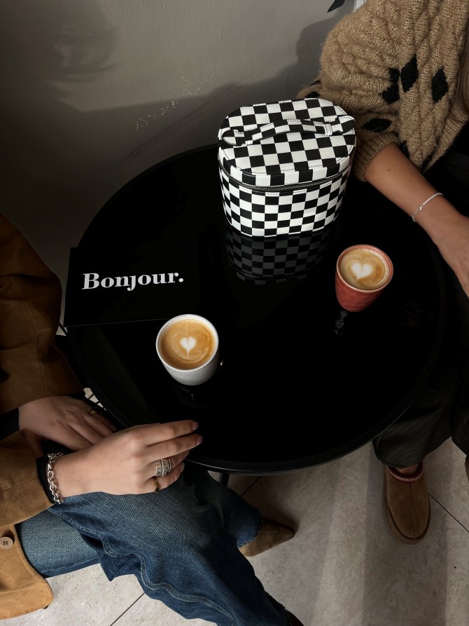 bonjour_pauza_ena_avdic40bonjour_ba