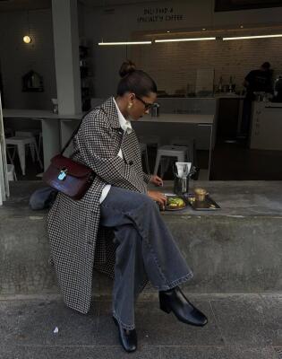 Bershka jeans hlače koje idu uz sve što voliš nositi ove sezone (i sada su na sniženju)