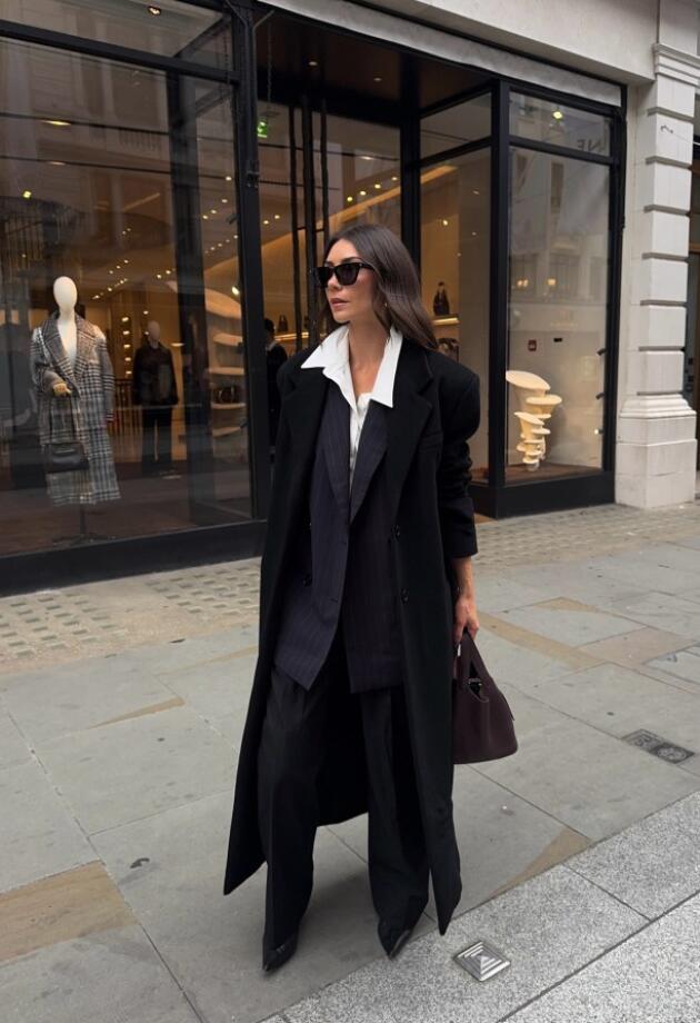 Našli smo 3 savršena kaputa iz Pull&Bear na sniženju, ali koji odabrati: sivi, crni ili bordo?