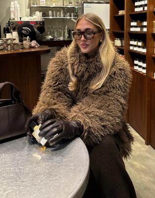 Ruke se smrzavaju? Zara kožne rukavice su elegantan odgovor na hladnoću.