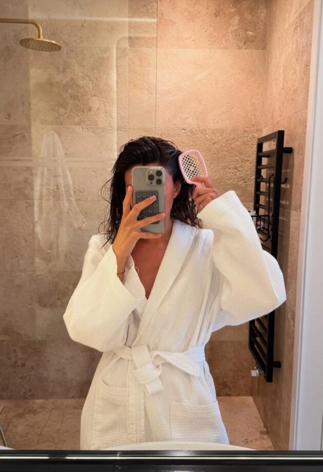 Donosimo 5 kućnih maski za kosu koje stvarno djeluju, a sastojke već imaš u frižideru.