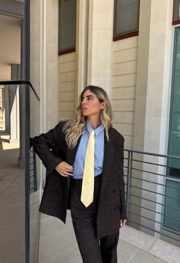 Massimo Dutti blejzeri koji su se rasprodali prošle sezone: Sada su na sniženju