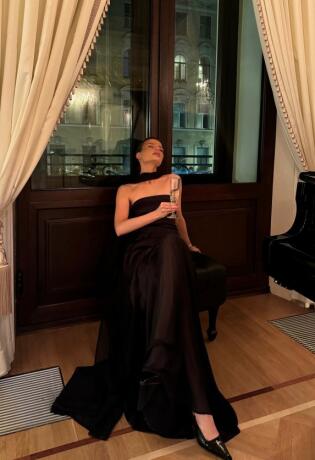 Imate event, a nemate haljinu? Izdvojili smo 7 svečanih Massimo Dutti modela.