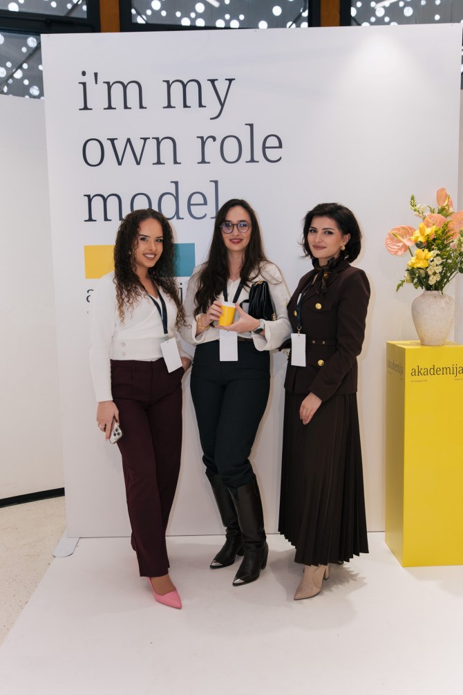 akademija_photowall35bonjour_ba-1