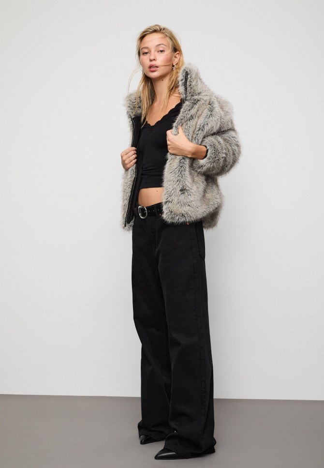 stradivarius_bunde4bonjour_ba