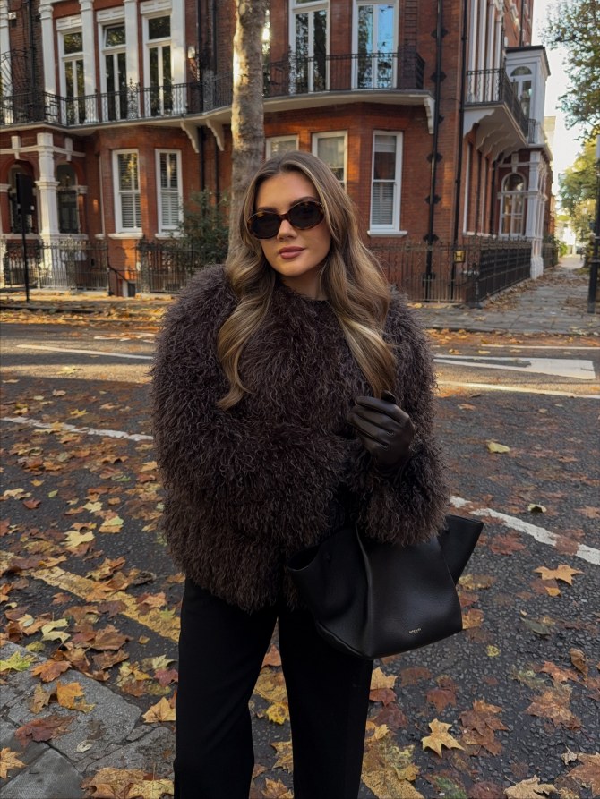 Bunda iz Zare koja je viralna na Instagramu sada je u SCC-u i nestaje brže nego što mislite.