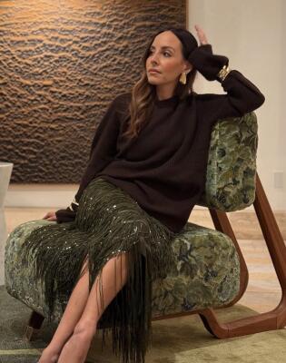 Suknja za koju će te svi pitati gdje si je kupila i da, limited edition je i može se kupiti kod nas.