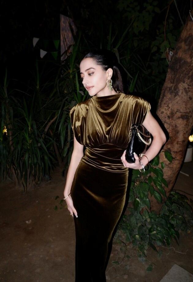 Komadi od baršuna ponovo trend sezone. Izdvojili smo najljepše ZARA komade.