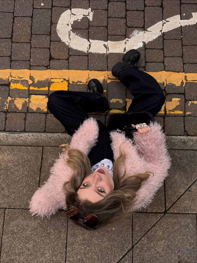 bershka_roza_bundica20bonjour_ba