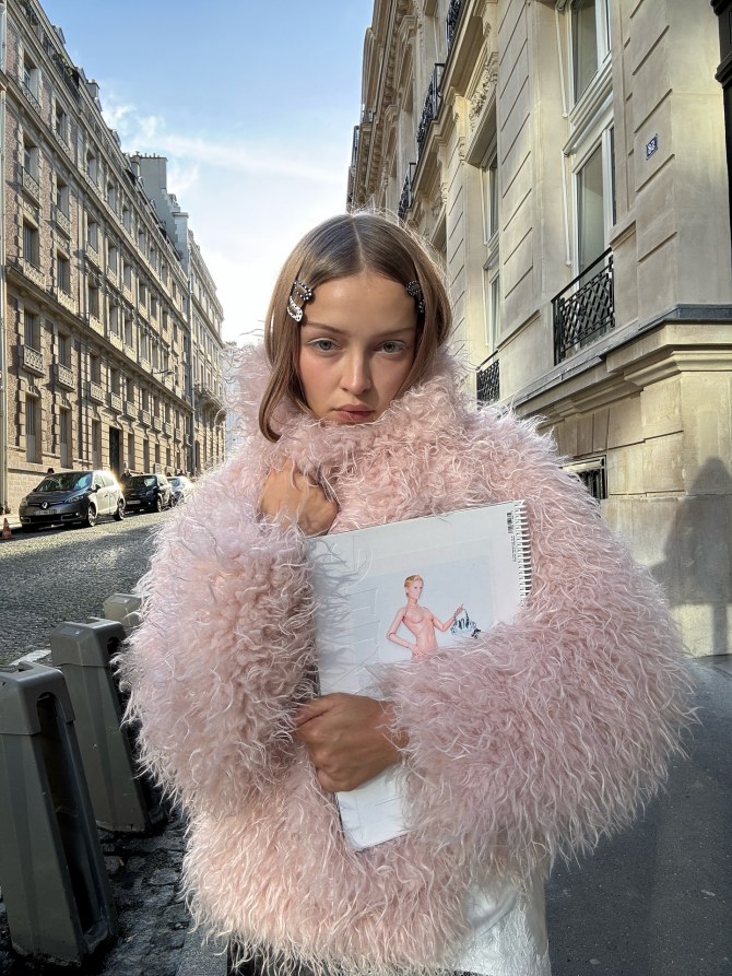 bershka_roza_bundica23bonjour_ba