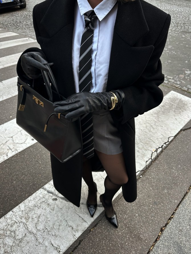 Svima nam treba dobar crni kaput, pa smo izdvojili 10 modela koji traju duže od jedne sezone.