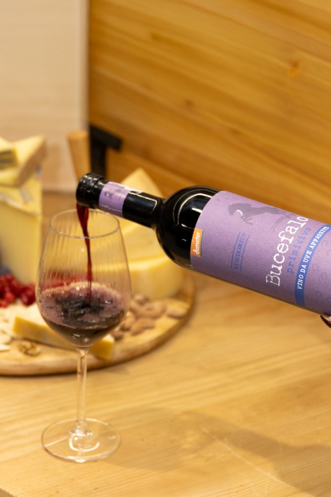 crvena_jabuka_poklon_paketi11bonjour_ba