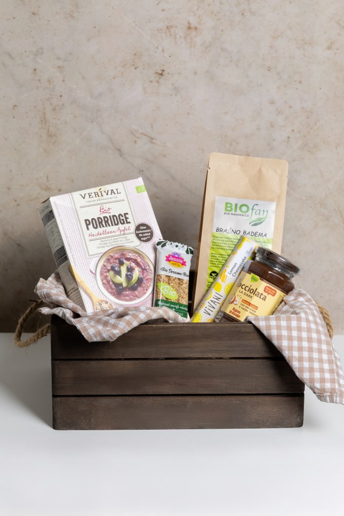 crvena_jabuka_poklon_paketi13bonjour_ba