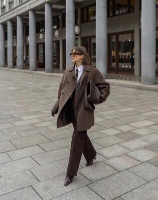 Čekali ste pravi trenutak da kupite hlače za posao? Sniženja su tu i izdvajamo 20 modela.