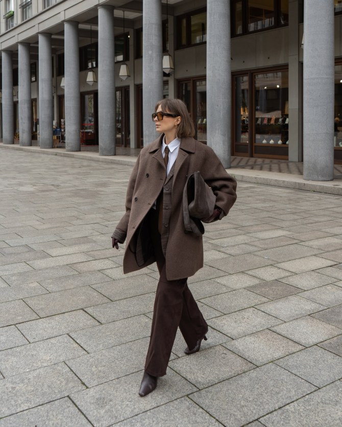 Čekali ste pravi trenutak da kupite hlače za posao? Sniženja su tu i izdvajamo 20 modela.