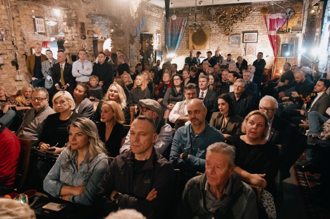 jasmin_porobic2bonjour_ba