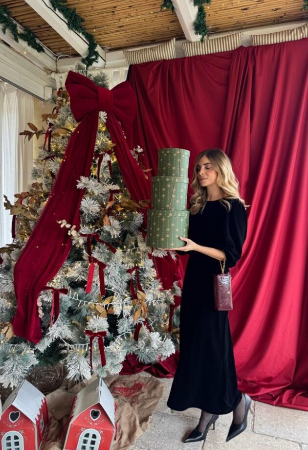 Massimo Dutti sniženje donosi svečane haljine savršene za Novu godinu.