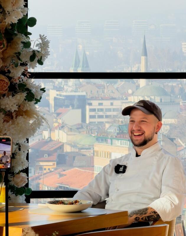 Otišli smo u ovaj restoran zbog pogleda na Sarajevo, a pravi razlog povratka otkrili kasnije.