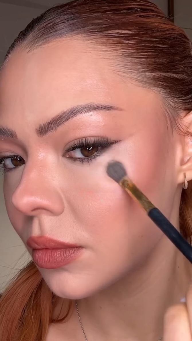 evelin_setting_puder4bonjour_ba-1