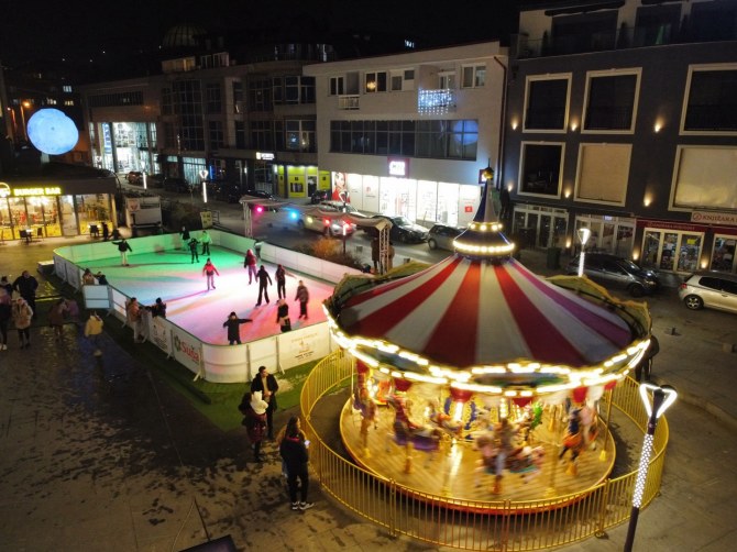 visoko_klizaliste_vrtuljak_zima10bonjour_ba