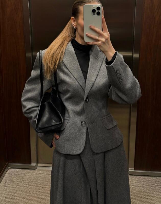 Zimske suknje koje rješavaju jutarnje dileme: Izdvajamo najljepše modele za posao.