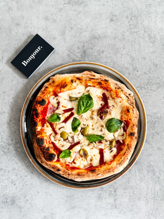 Posjetili smo novu pizzeriju u Sarajevu čija je priča krenula s balkona i postala ozbiljna gastro adresa.