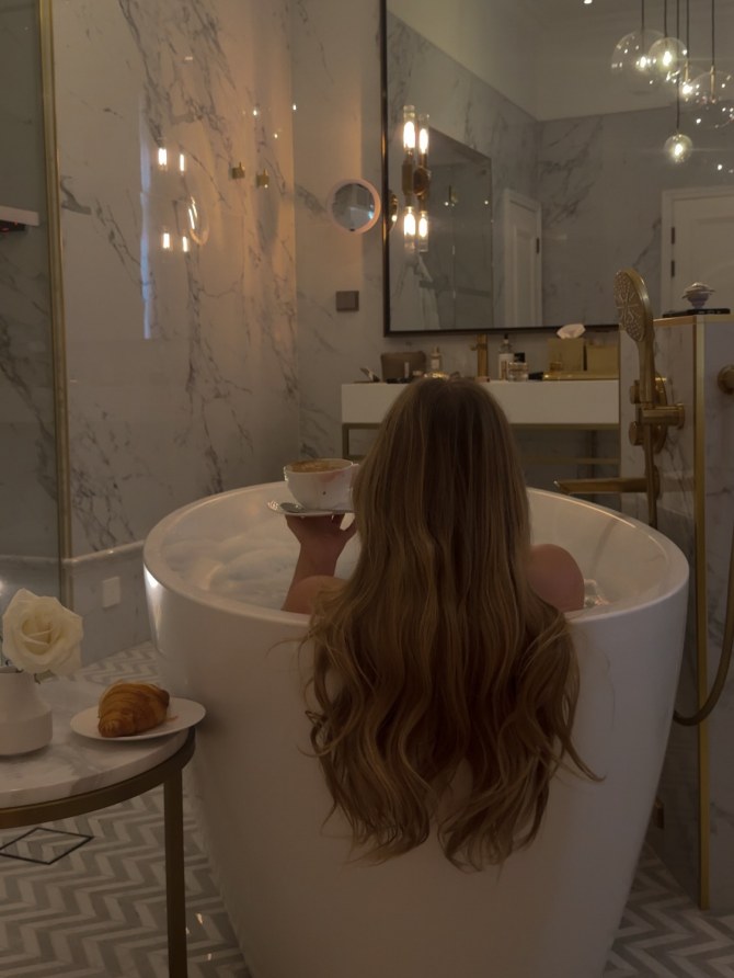 Trend frizure u 2026: Evo šta već dominira Instagramom, TikTokom i frizerskim salonima