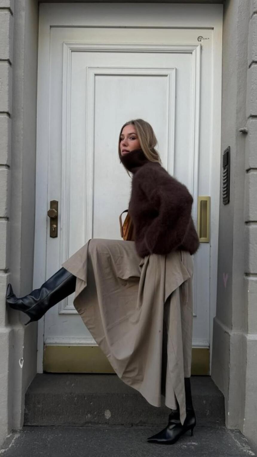 Ovih 10 suknji se ne presvlače između posla i pića (i još su na sniženju)