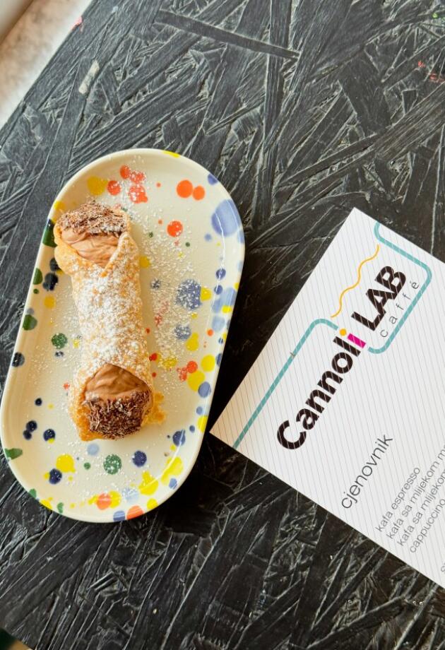 Otkrili smo gdje probati ovaj sicilijanski desert u Sarajevu i sada ga želimo svaki dan.