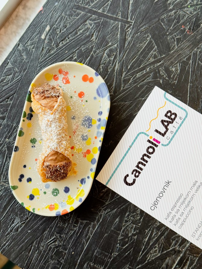 Otkrili smo gdje probati ovaj sicilijanski desert u Sarajevu i sada ga želimo svaki dan.