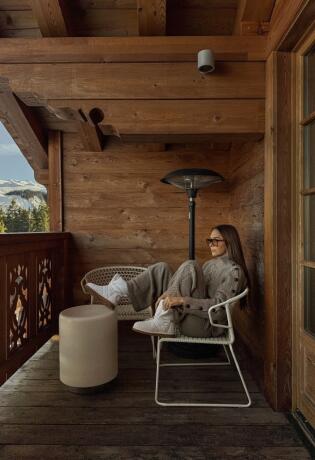 Samo 15 minuta od Sarajeva pronašli smo kućicu koja izgleda kao privatni spa resort.