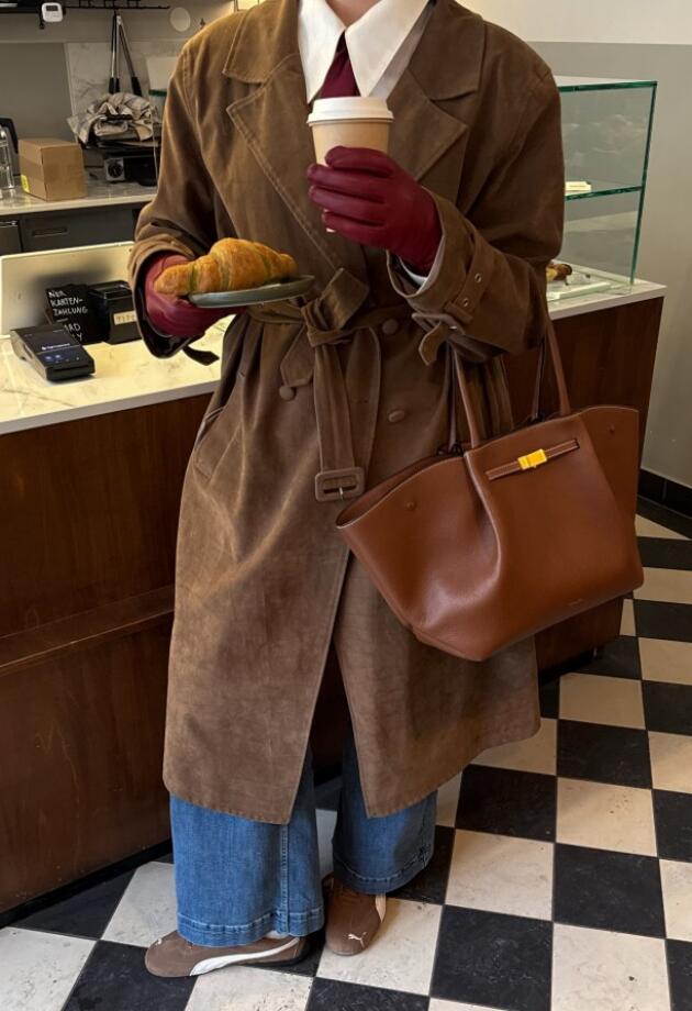 Tražili smo torbu za posao, a finalno sniženje je ponudilo više nego što smo očekivali.