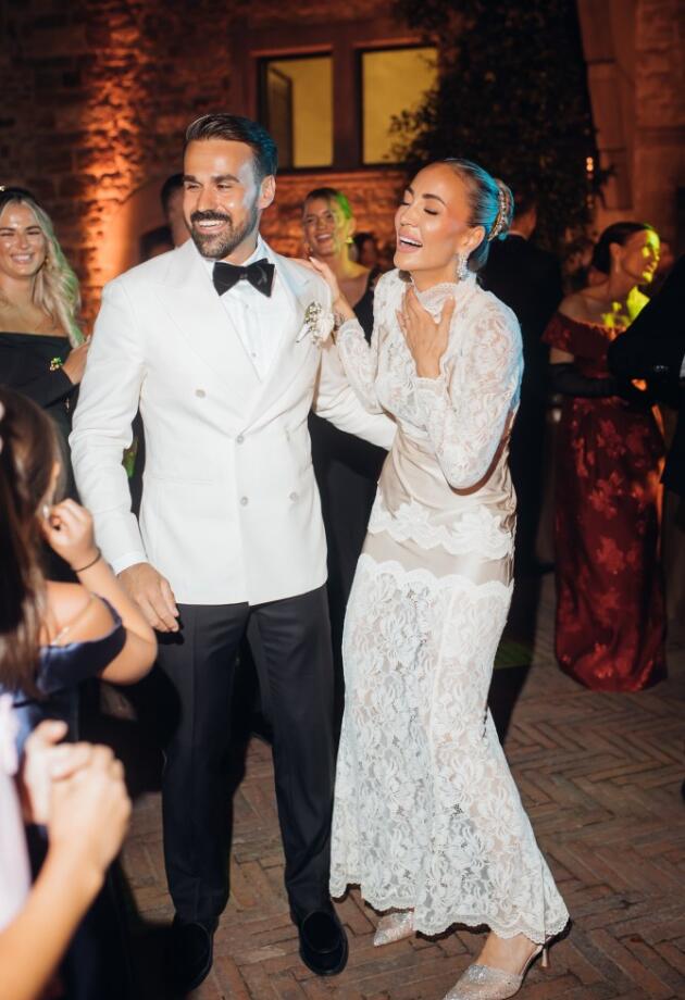 Kako izgleda vjenčanje Almedine i Jasmina u toskanskom dvorcu kada ga fotografiše Nina.