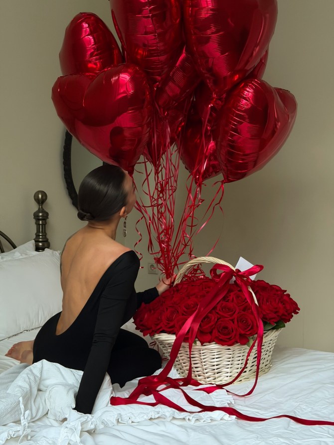 ZARA ima preslatku kolekciju za Valentinovo koja se nosi i dugo nakon 14. februara.