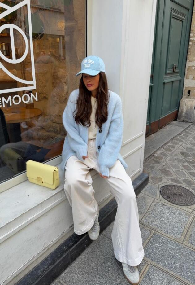 Bez obzira na nove proljetne kolekcije, ove hlače na sniženju vrijedi pogledati.