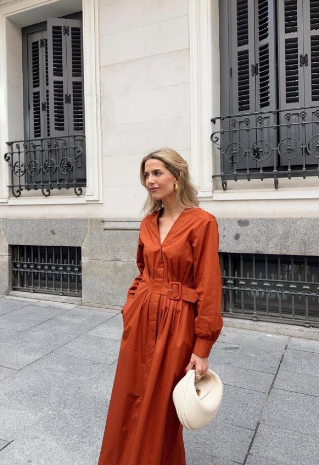 Košulja-haljine za posao: Jednostavno rješenje kada ujutro ne znate šta obući