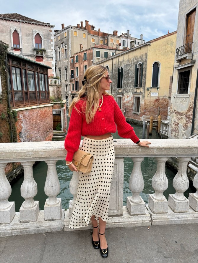 Bershka proljetno sniženje krije 10 komada koje biste odmah dodali u ormar