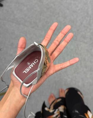 Svi kažite: Hvala Matthieu Blazy što si vratio zabavu u Chanel! Cipele edition.