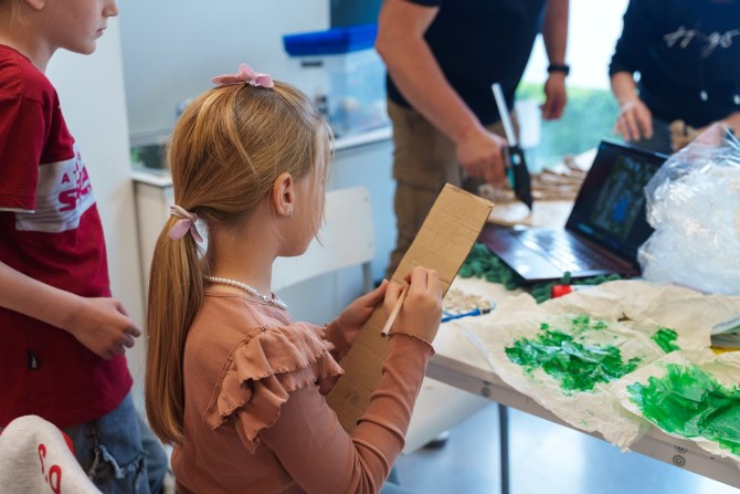 dm_dan_planete_zemlje11bonjour_ba