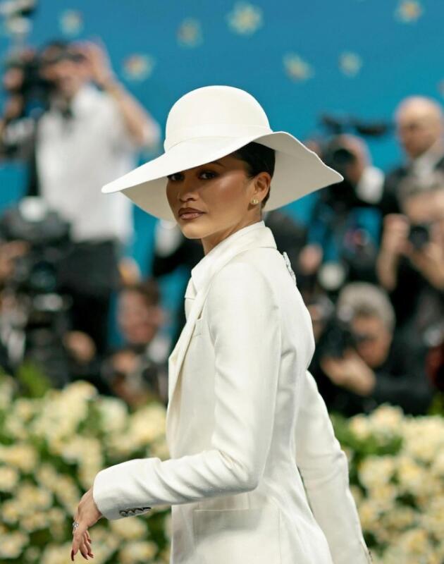 Met Gala 2026: Večeras počinje najveći modni spektakl, ali jedno poznato lice ove godine izostaje