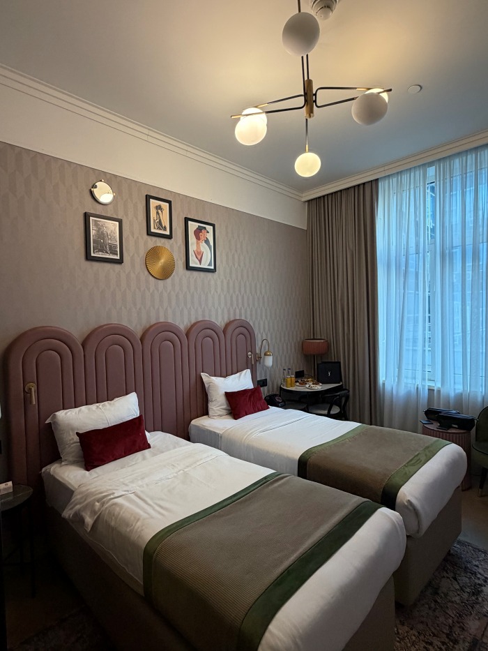 Bonjour_Ba_YSL_beauty_block_party_ (5)